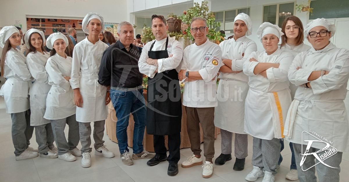 Festival della Frutta Martorana all'Istituto "Amato Vetrano" di Sciacca (Video)