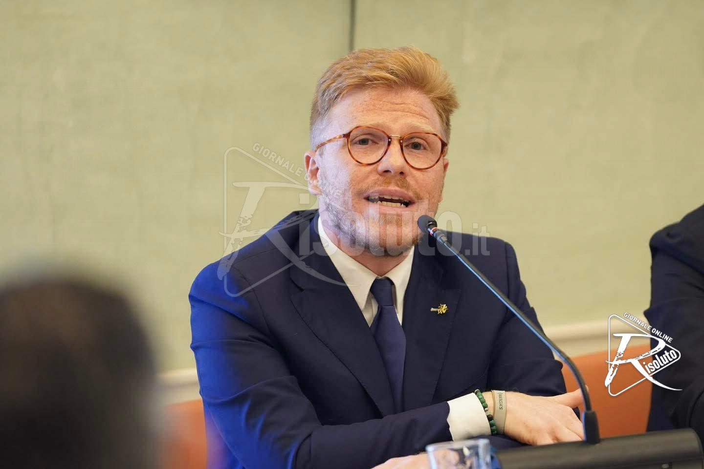 Ismaele La Vardera sotto scorta: “Non arretrerò di un millimetro”