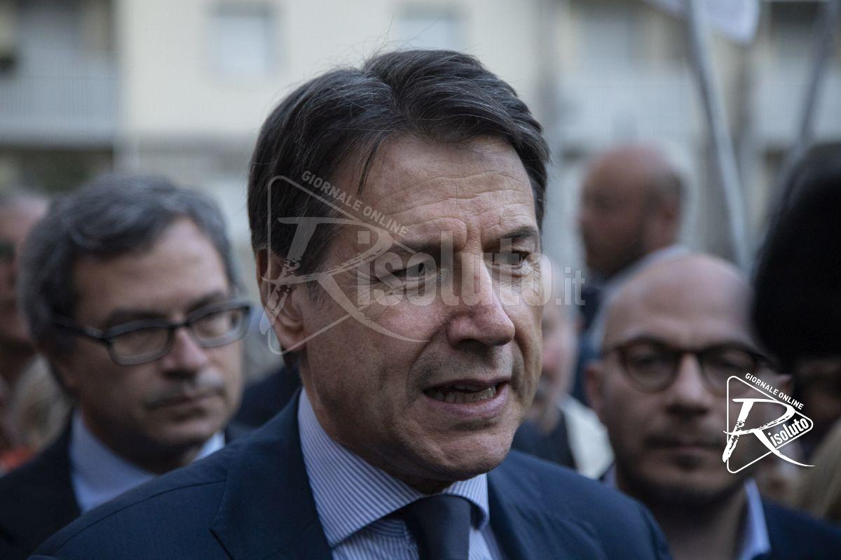 Conte “Definanziare folli piani militari”