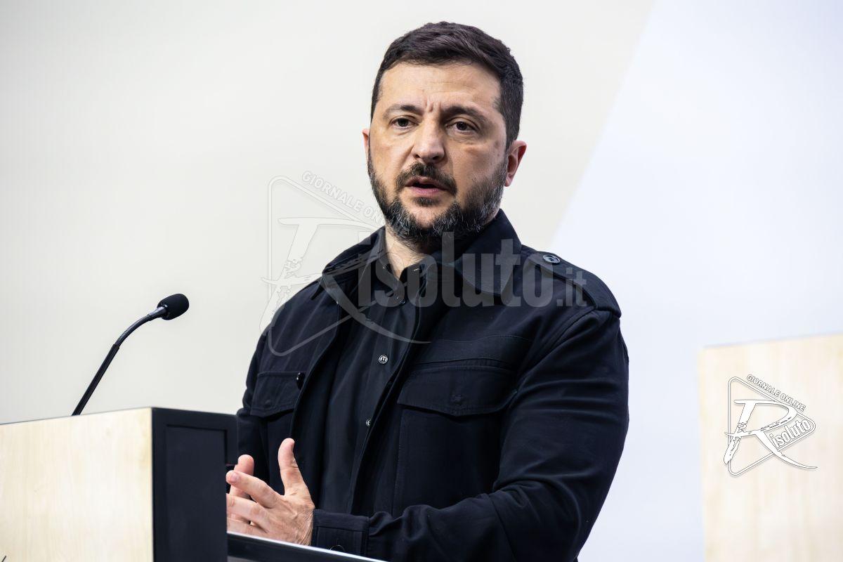 Ucraina, Zelensky “Nuovo attacco dei russi con 50 missili e 500 droni”