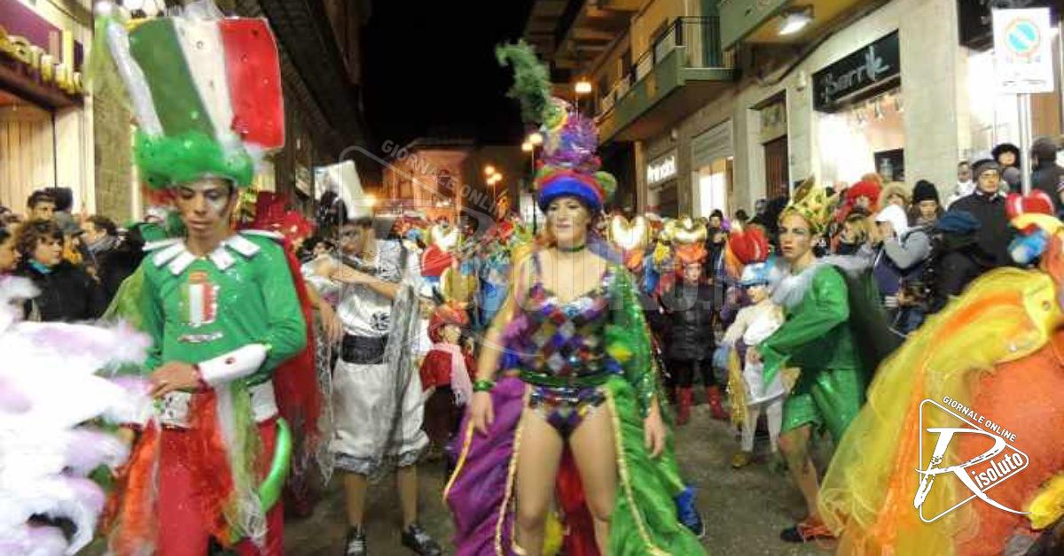 Carnevale di Sciacca 2026, bando per 7 carri e una giornata di sfilata dei gruppi in centro