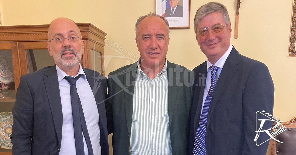 Deleghe al Libero Consorzio, Istruzione e Formazione ad Ambrogio e Agricoltura e Pesca a Grassadonio