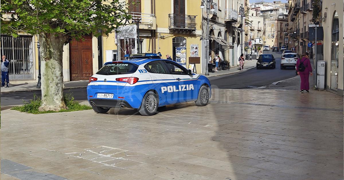 Quarantottenne aggredito in strada a Sciacca, 2 giovani identificati dalla polizia