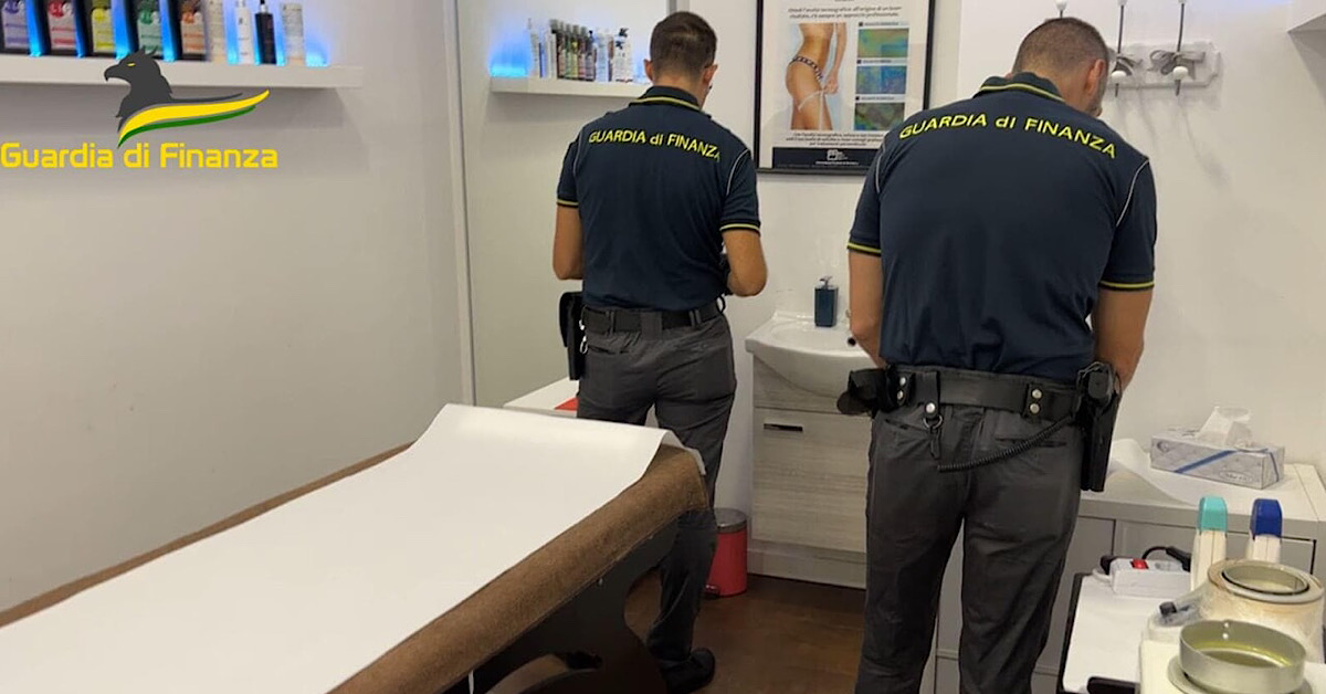 Trapani, scoperto centro estetico abusivo grazie ai social