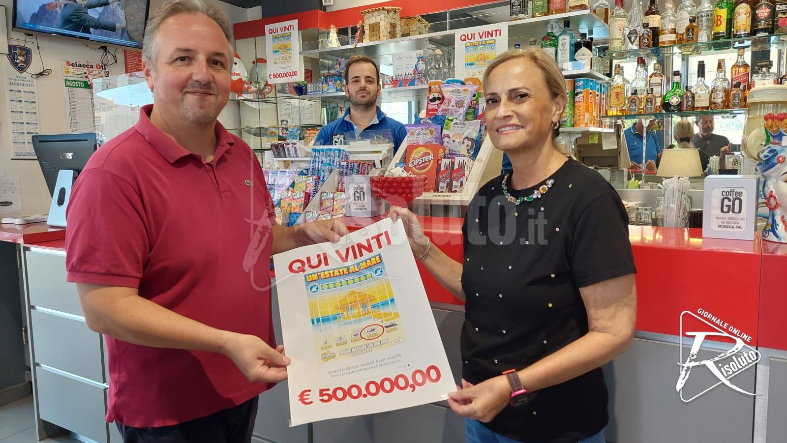 Con un gratta e vinci da 5 euro un turista si porta a casa a Sciacca 500 mila euro (Video)