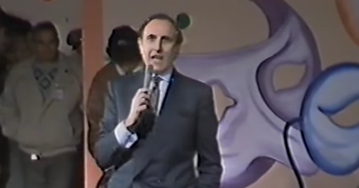 Carnevale di Sciacca 1989, quando Pippo Baudo fu il volto della festa (Video)