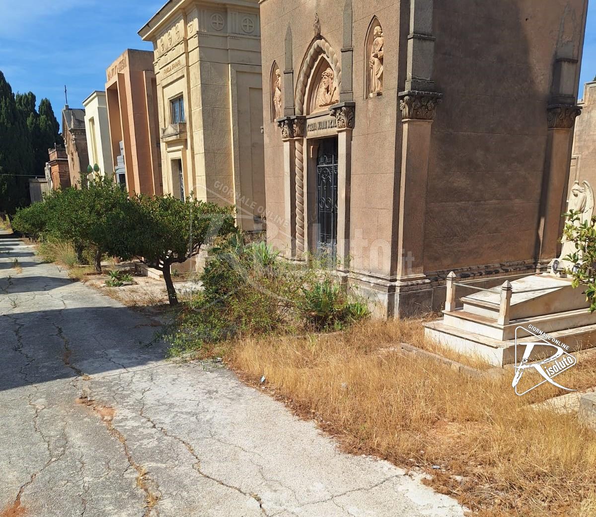 Cimitero di Sciacca, Leonte: "Dopo Ferragosto la pulizia"