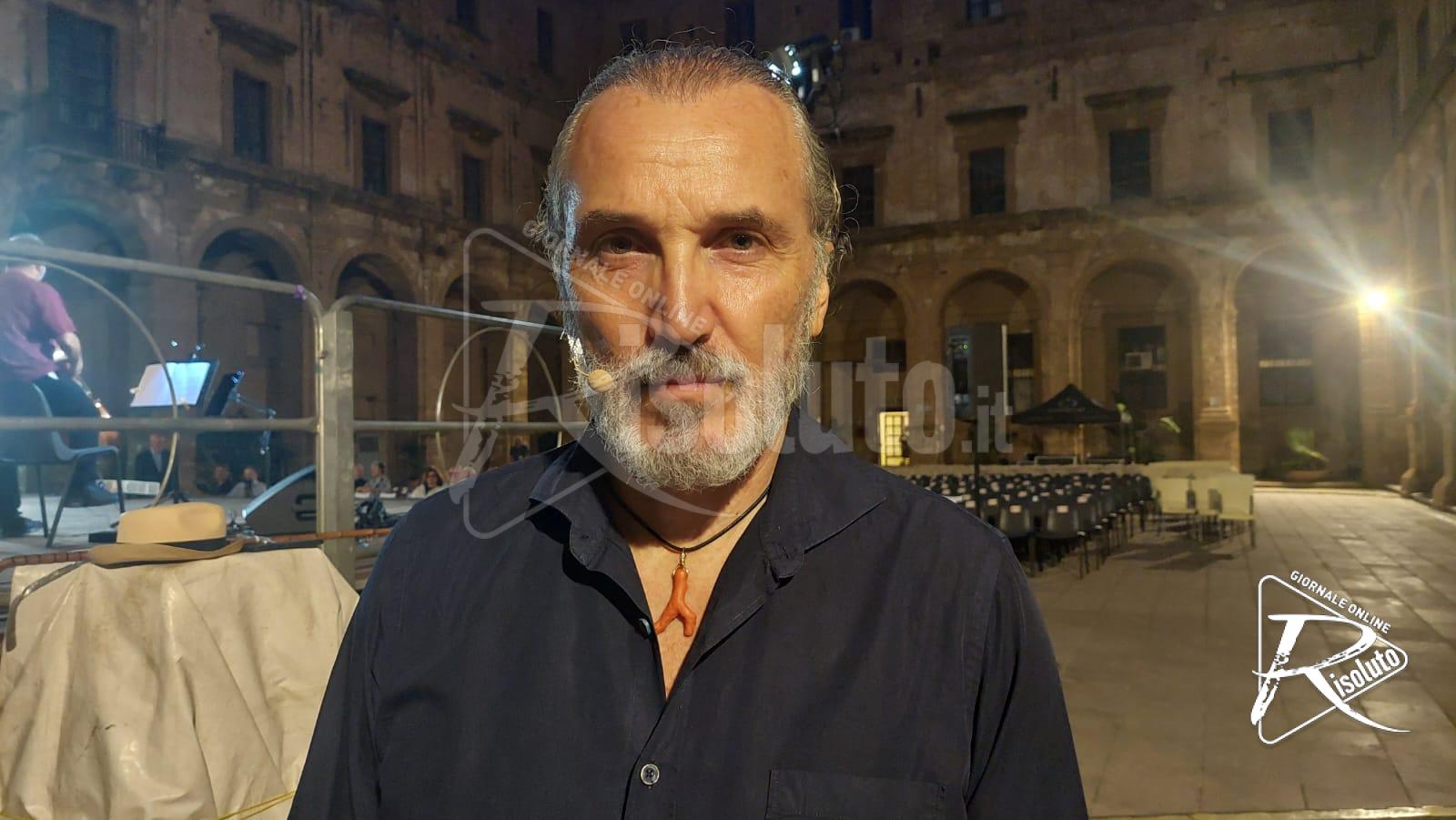 Alfonso Veneroso in scena nei panni di Accursio Miraglia: "Era uomo poliedrico" (Video)