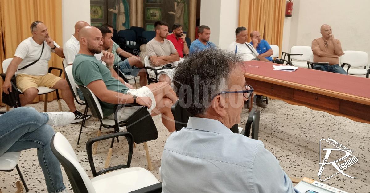 I carristi si appellano al consiglio comunale per i capannoni: "Non si può più rinviare"