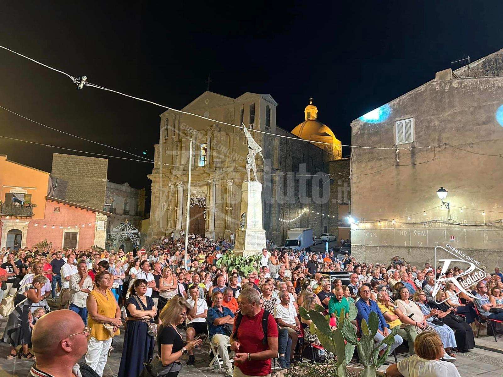 Estate Mediterranea a Siculiana, spettacoli e intrattenimento e gli anziani "in prima fila"