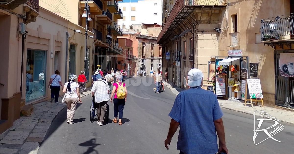 Ztl in corso Vittorio Emanuele, raccolta firme per mantenerla
