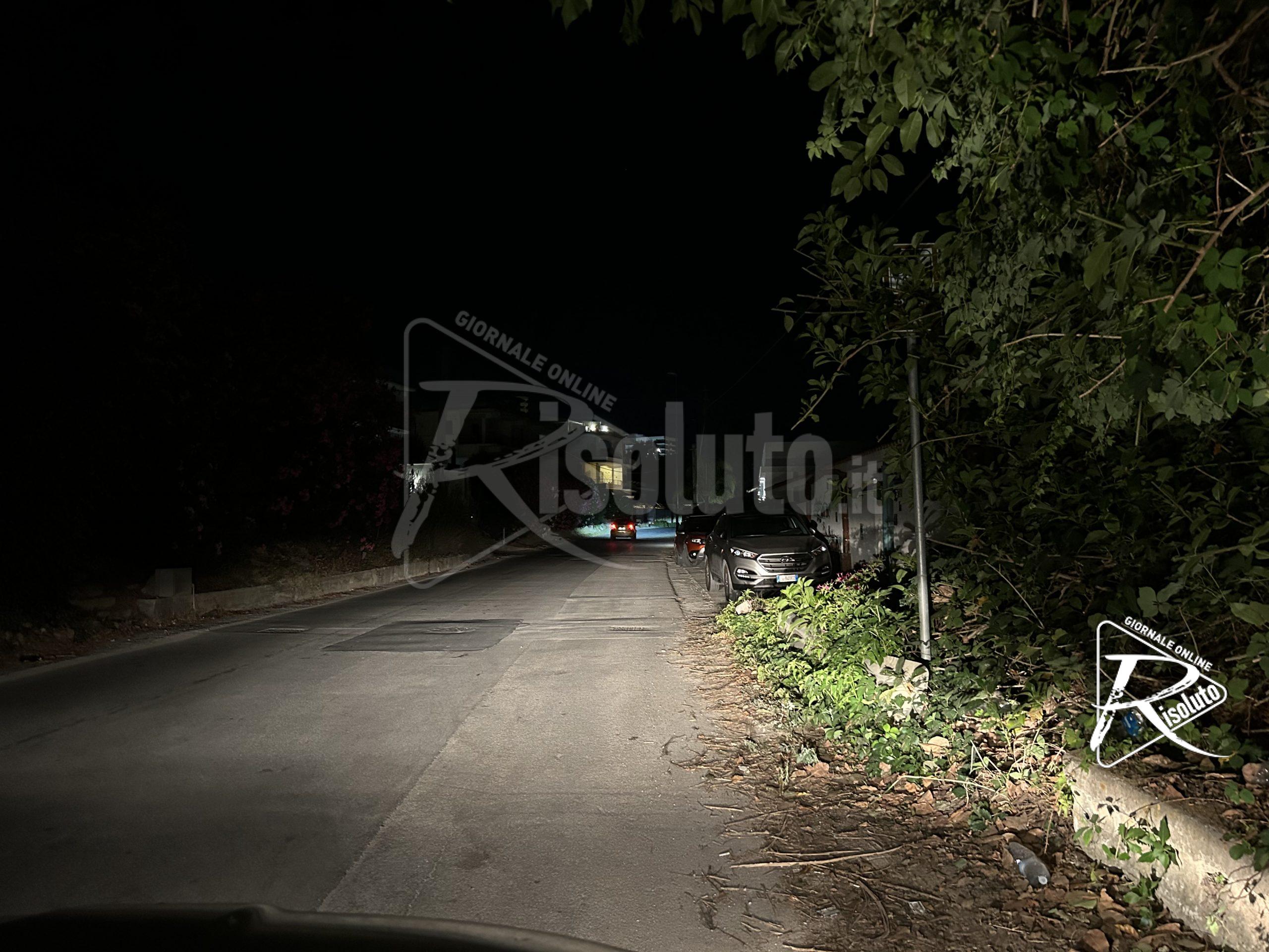 Sciacca, pericolo in via Lido al buio