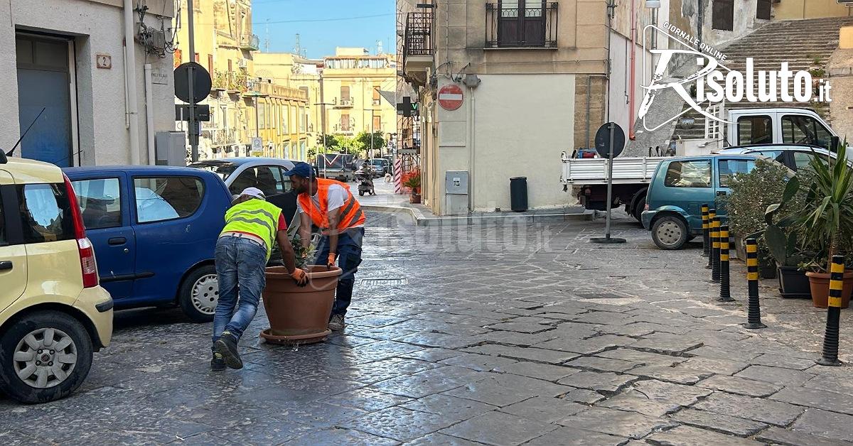 Da oggi si asfaltano alcune strade a Sciacca, lavori da 200 mila euro