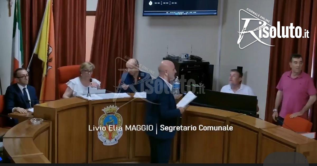 Sambuca, sfiduciato il sindaco Cacioppo da 8 consiglieri su 12