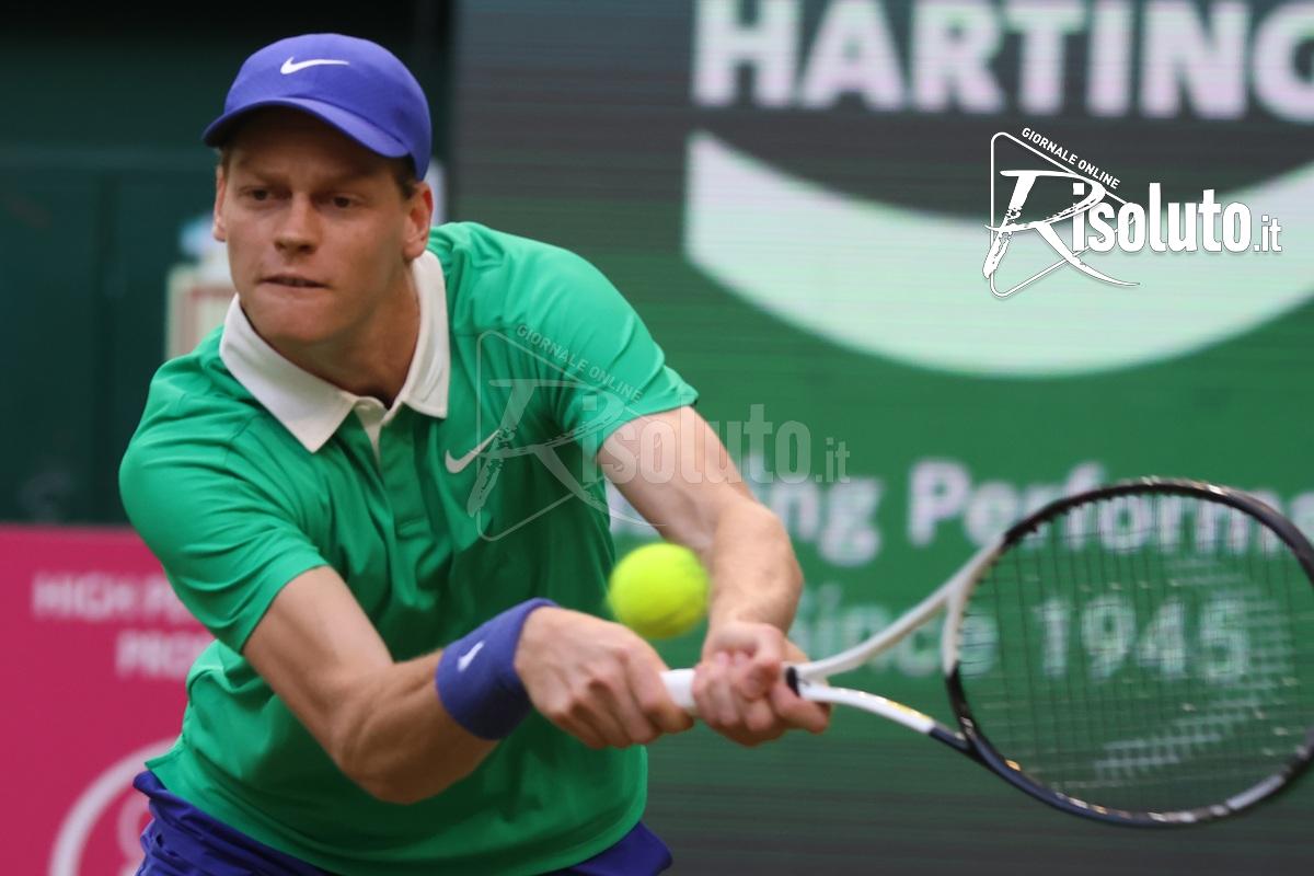 Jannik Sinner eliminato da Bublik ad Halle, Cobolli sfida Zverev
