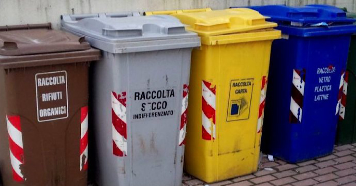 Sciacca, ritardi nei pagamenti ai lavoratori che raccolgono i rifiuti
