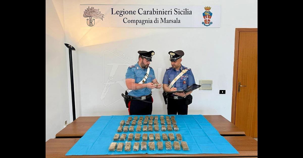 Hashish sullo scooter, arrestato un 70enne a Marsala