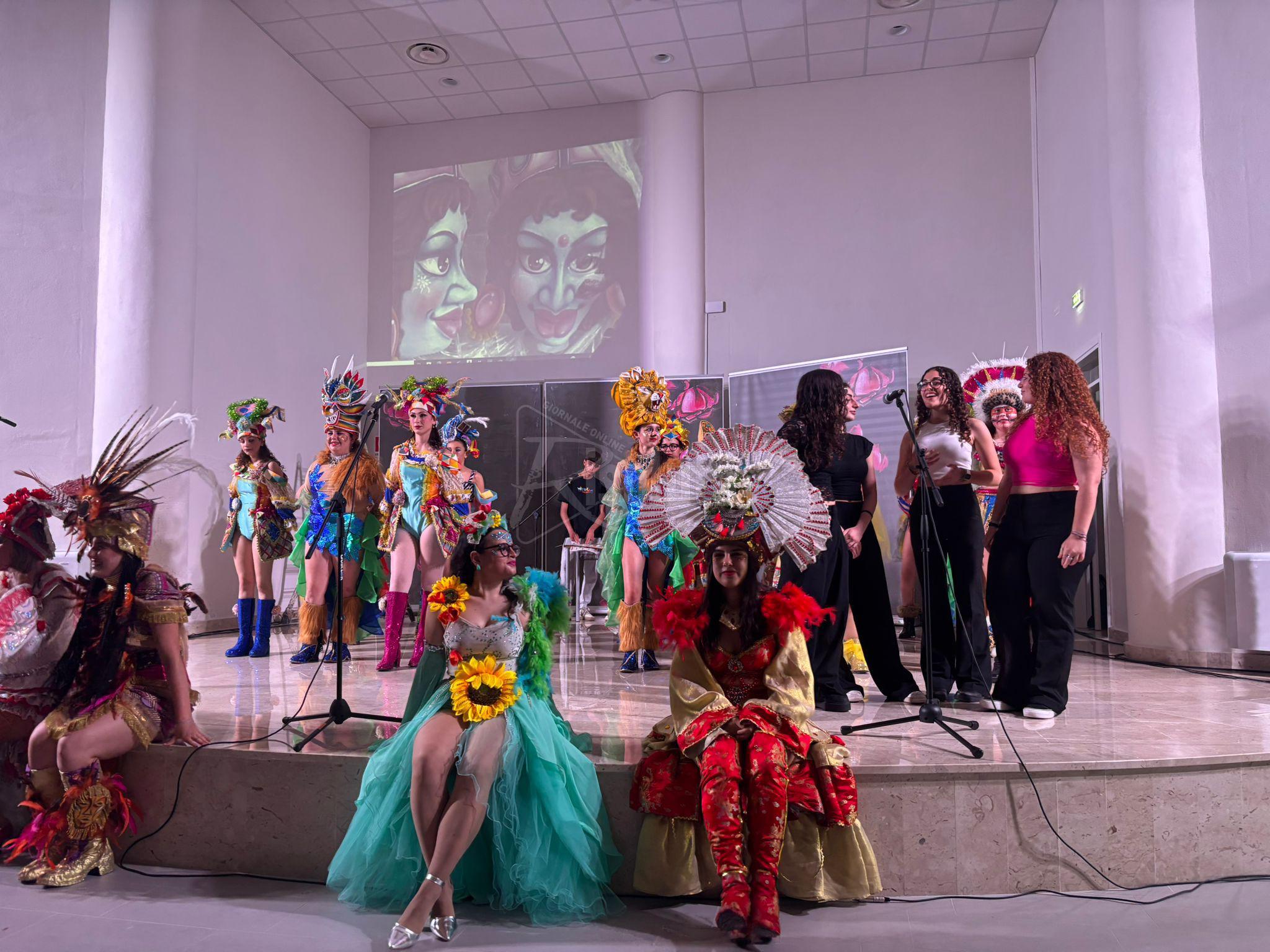 " Balliamo il Carnevale" e "Teatrando", due progetti con protagonisti gli studenti del "Fermi" (Video)