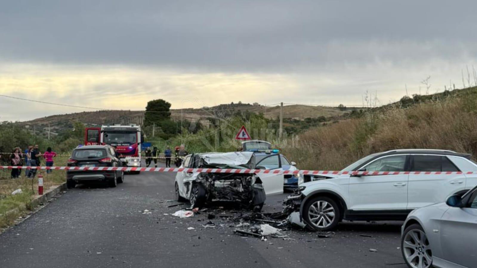 Anche l'Arcivescovo Damiano tra i feriti nell'incidente sulla statale 115