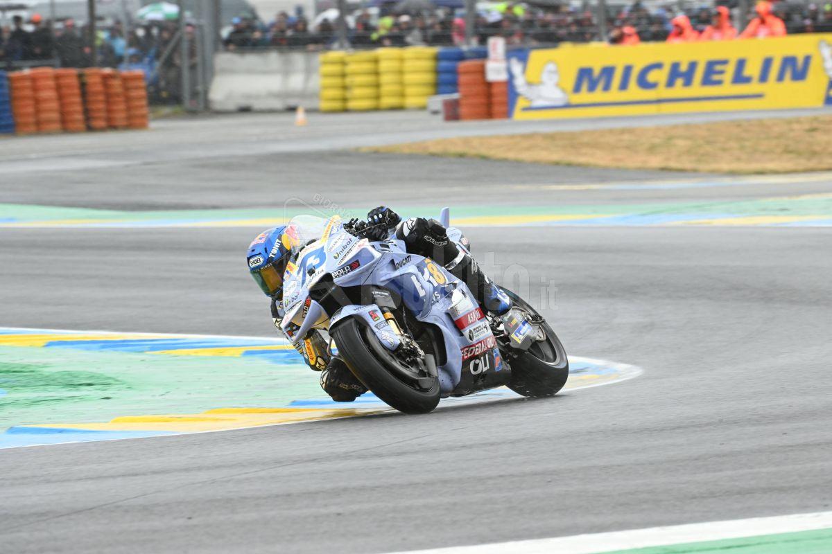 Alex Marquez il più veloce nel venerdì di Silverstone