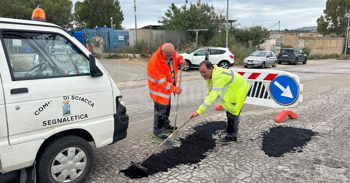 Nelle strade di Sciacca una transenna in meno, eliminata quella in via Ritacco