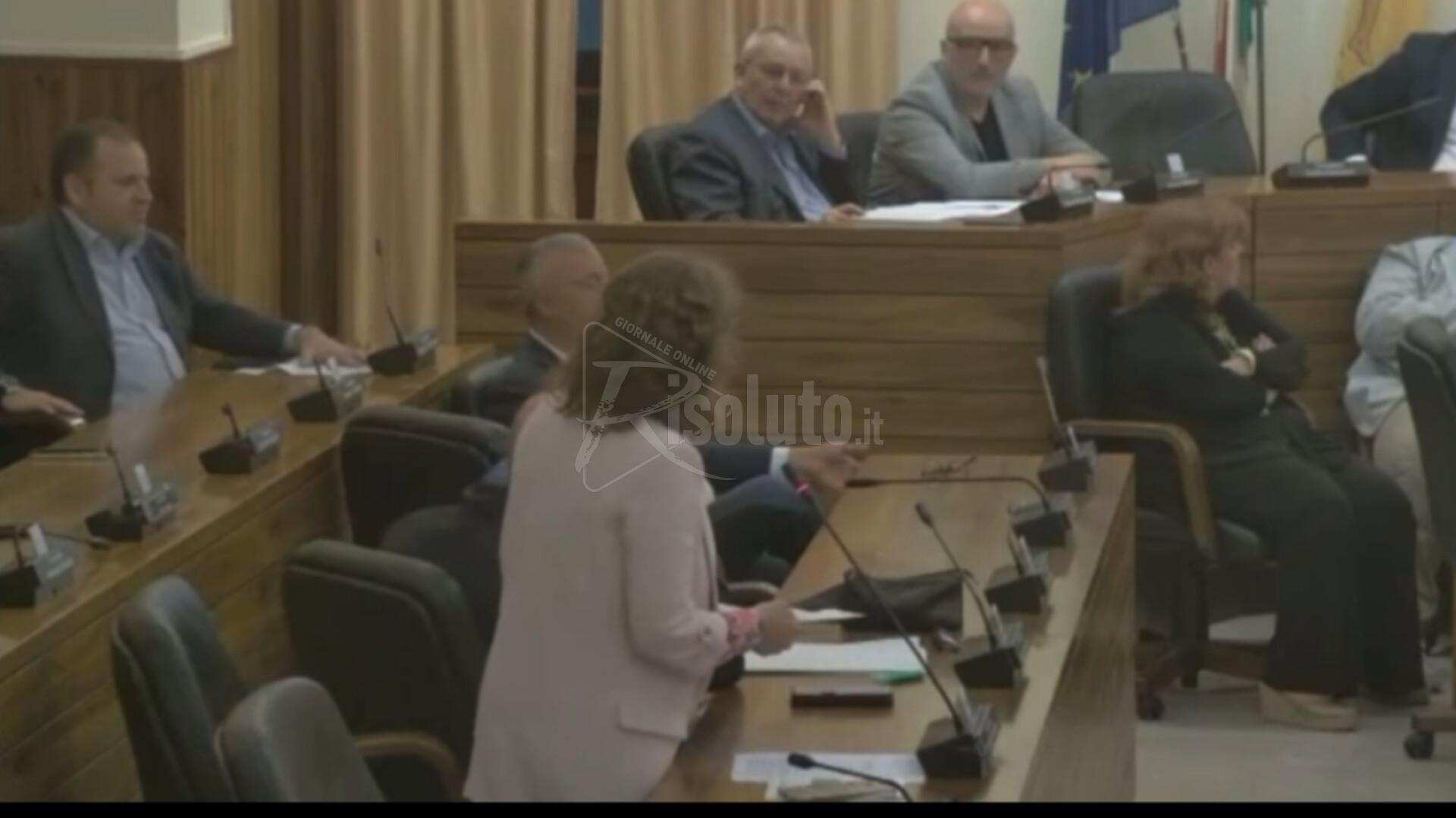 I postumi delle Provinciali portano sconquasso al consiglio comunale di Sciacca