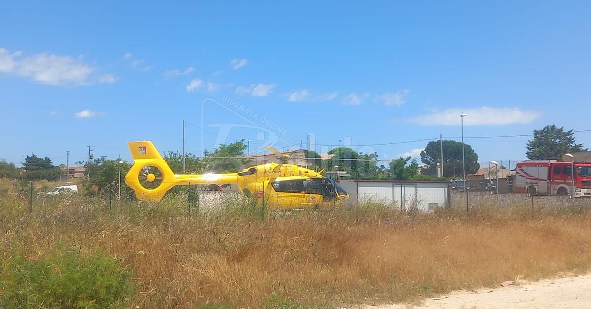Incidente a Santa Margherita di Belice, falegname precipita da un balcone