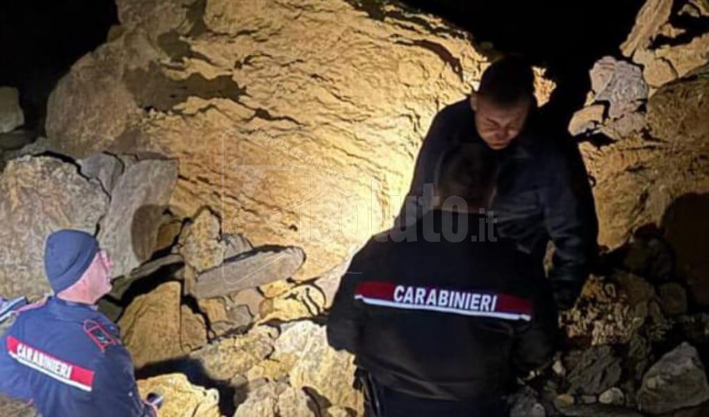 Cadavere tra gli scogli a Capo San Marco, forse un migrante