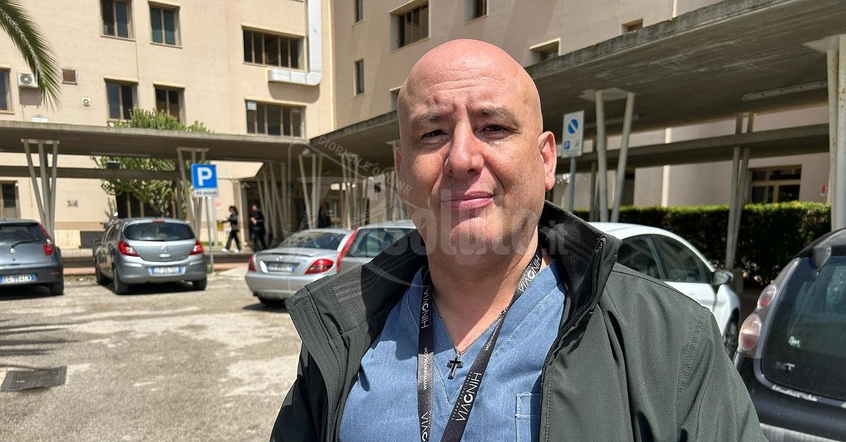 L'oncologo Santangelo ritira ad Agrigento in auto i farmaci chemioterapici: "Nessuna polemica, guasto inatteso" (Video)
