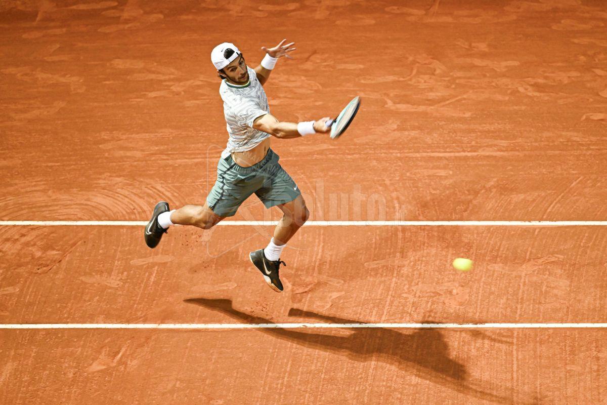 Musetti batte Tsitsipas e vola in semifinale a Montecarlo