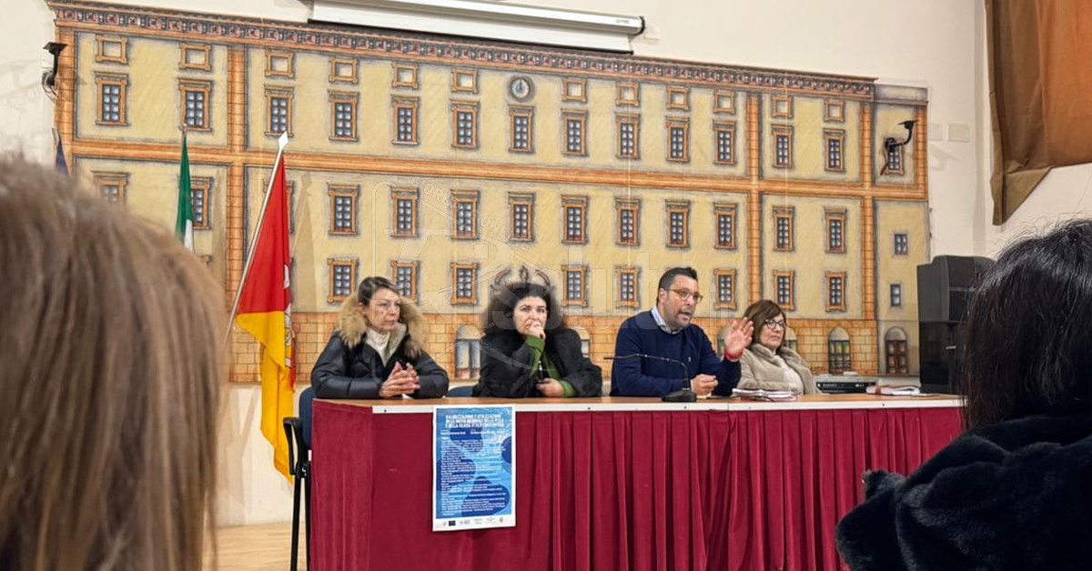 Attivazione della mensa scolastica. I consiglieri al comune.