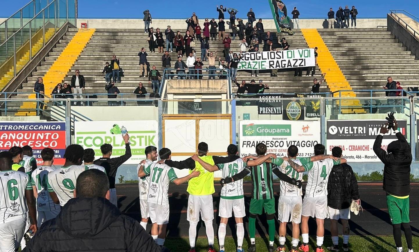 Sciacca vittorioso 2-0 a Marsala e ringraziato dai tifosi