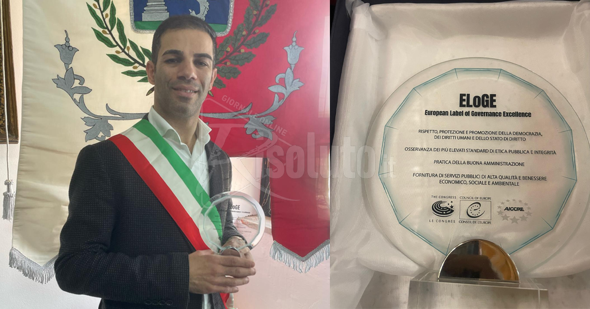 Il sindaco Galifi di Burgio con il premio europeo per la governance