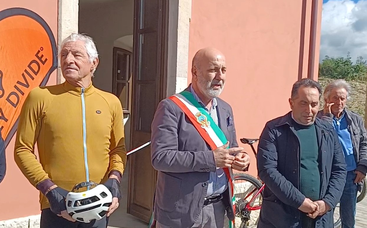 Moser inaugura a Sambuca una pista ciclabile di 15 chilometri (Video)