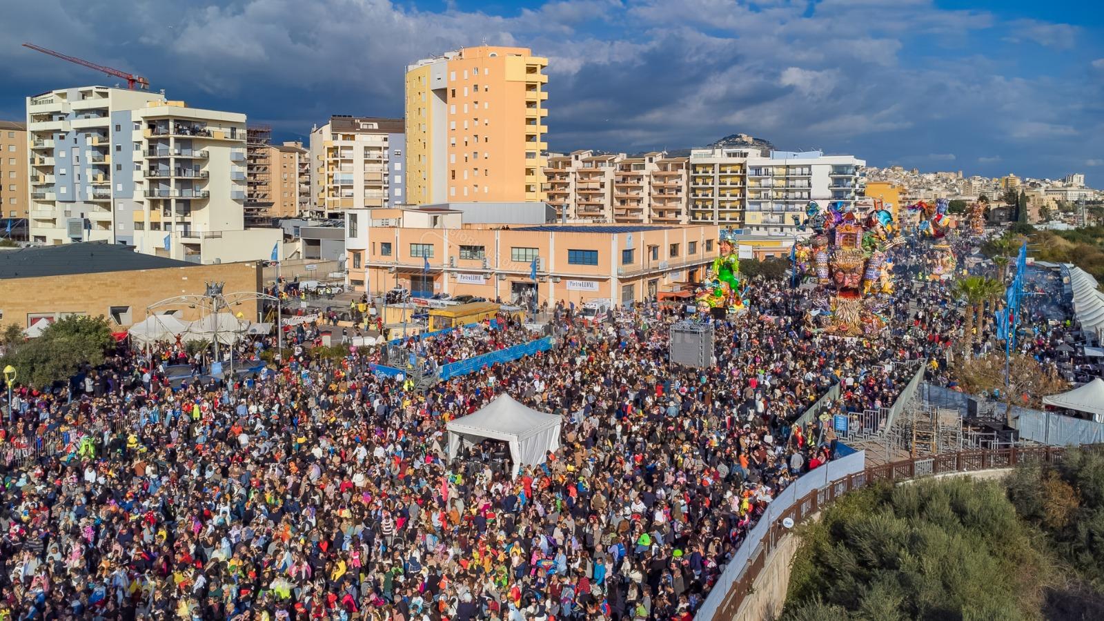 Carnevale di Sciacca da record, Futuris: "Oltre centotrentacinque mila presenze"