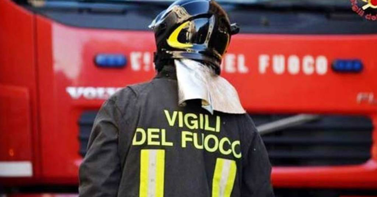 Incendio nella notte a Menfi in un cantiere nautico