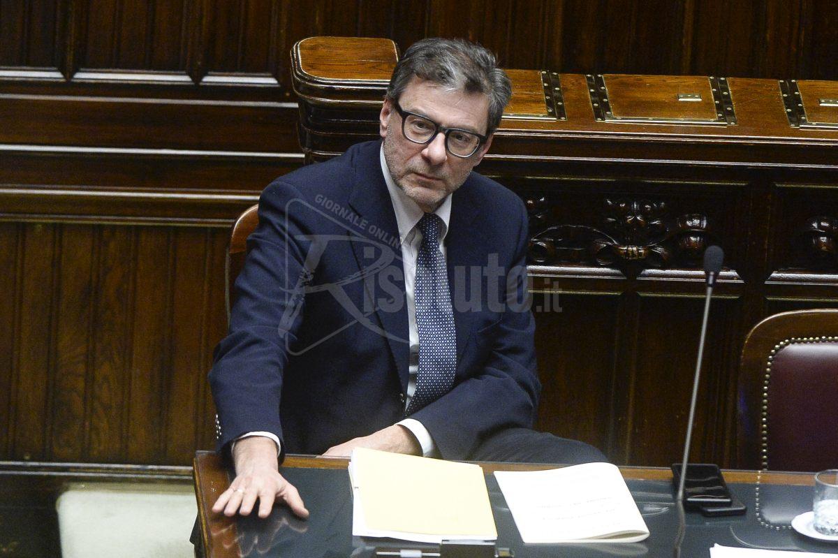 Giorgetti “Presto provvedimenti del Governo contro il caro energia”