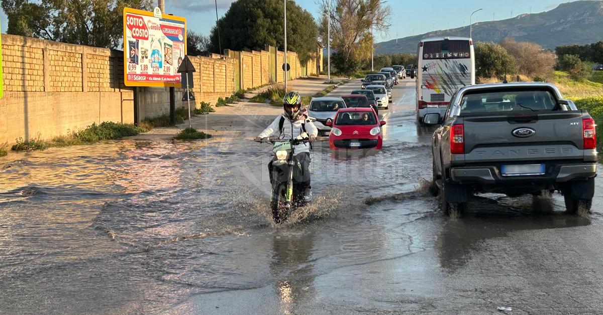 Allagata via Ritacco a Sciacca, disagi e pericolo