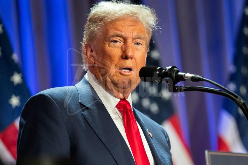 Trump sospende i dazi sul Messico per un mese