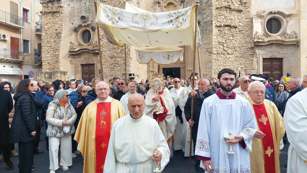 Il Voto a Sciacca, migliaia di saccensi rinnovano l'atto penitenziale (Video)