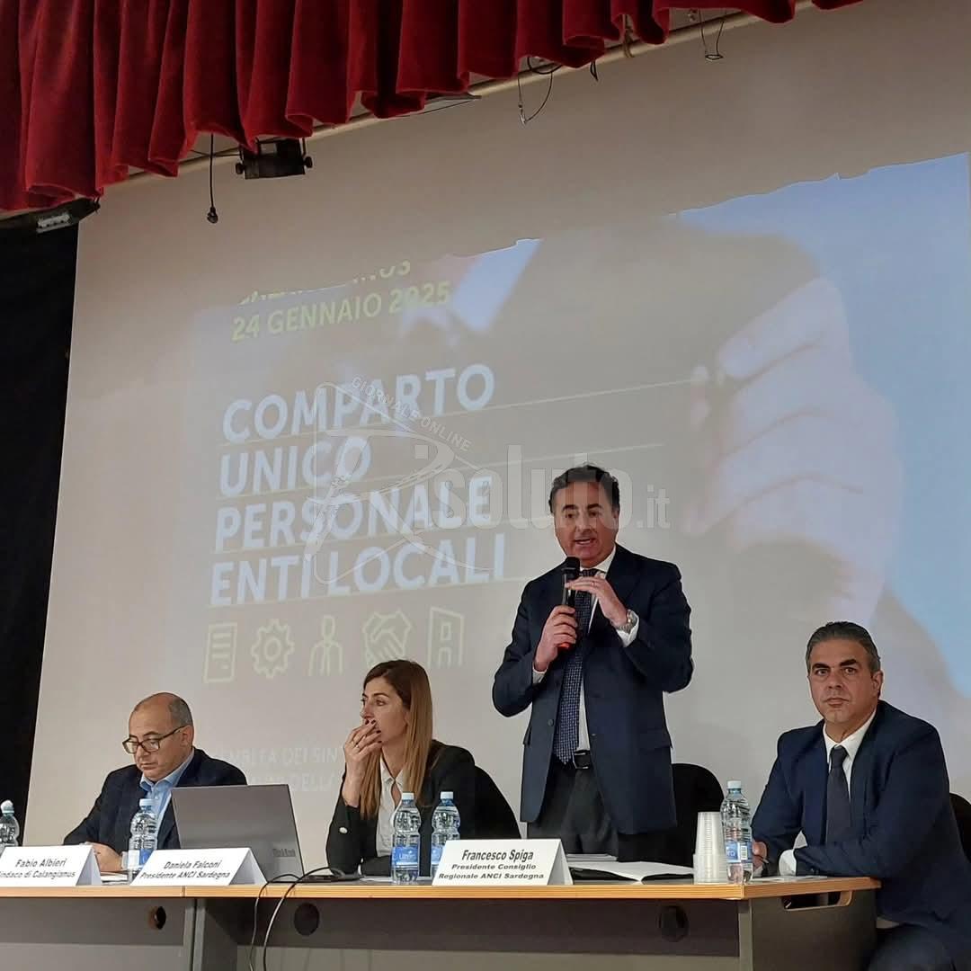 La proposta di Messina all'Anci: "Adeguare gli stipendi dei dipendenti comunali a quelli dei regionali"