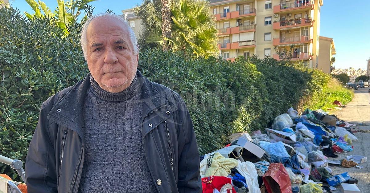Discarica di abiti usati alla Perriera, il parroco: "Non è il luogo adatto" Video