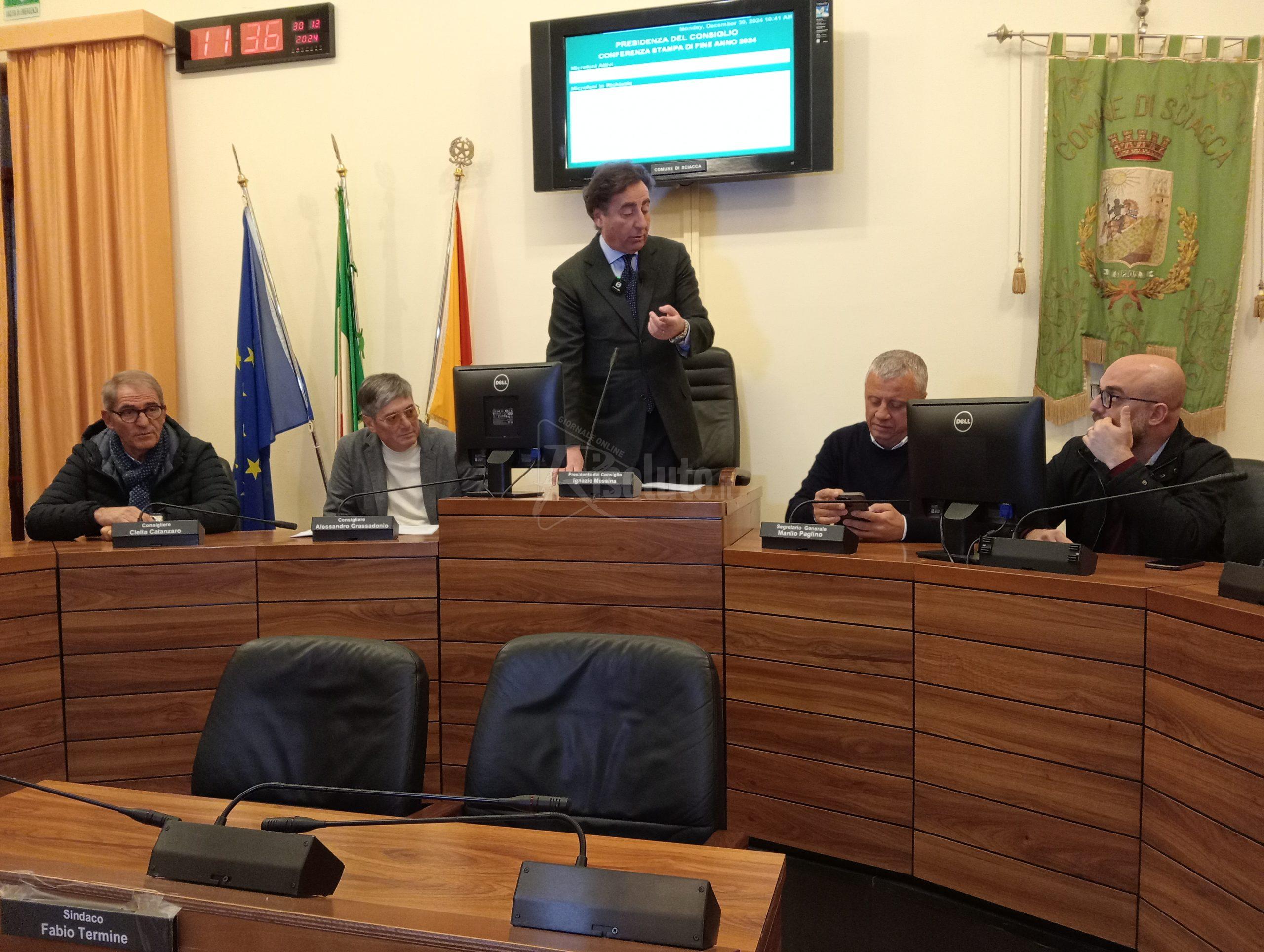 Messina incontra la stampa: "Problema vero che ci sono i soldi, ma l'amministrazione non li spende" (Video)
