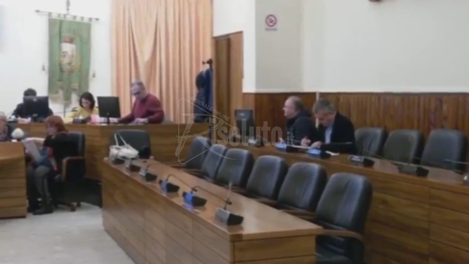 Linea dura del Pd di Sciacca che non si presenta in consiglio comunale