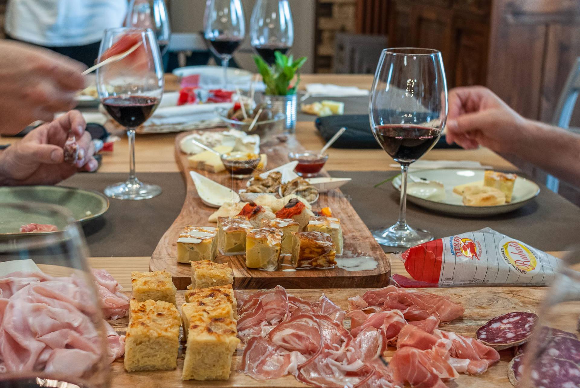 Zabut Enofood, fiera enogastronomica nel fine settimana a Sambuca