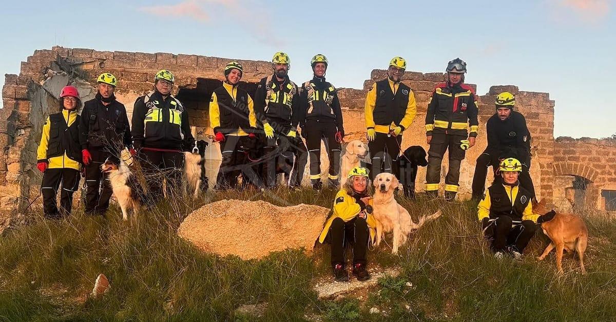 Esercitazione cani da soccorso a Montevago, un passo avanti nella formazione