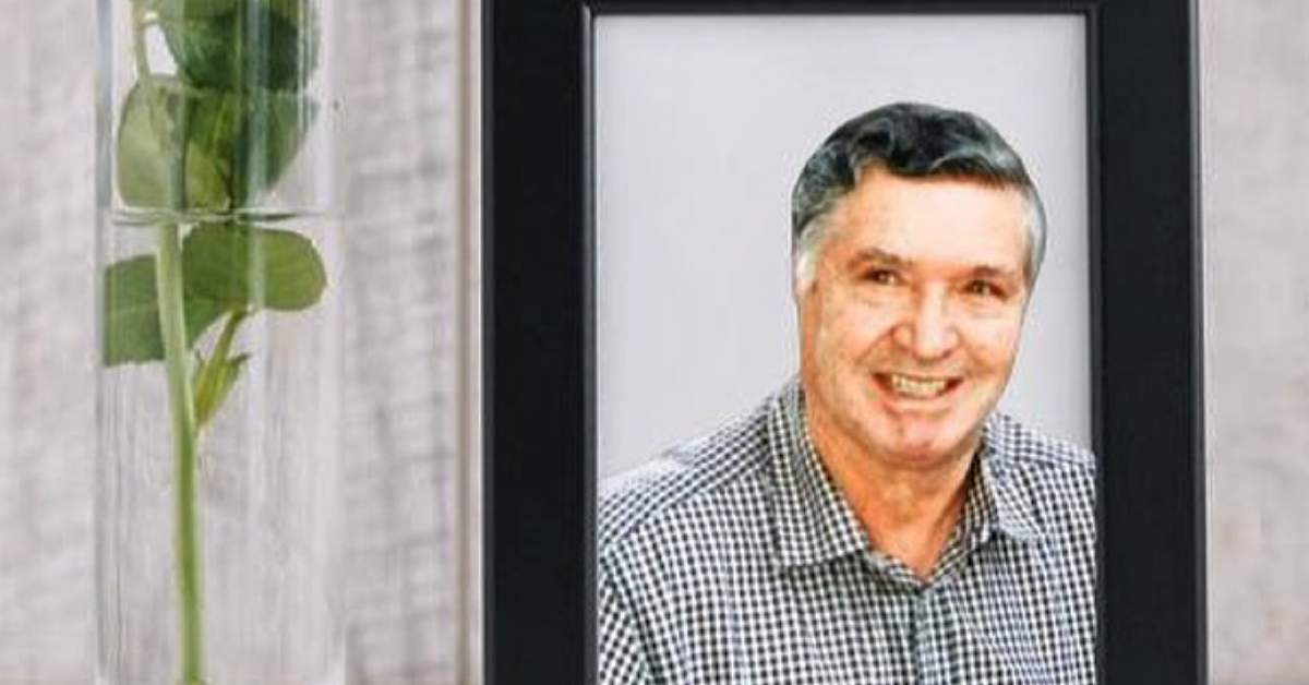 Totò Riina, il figlio lo ricorda nell’anniversario di morte: centinaia di like al post