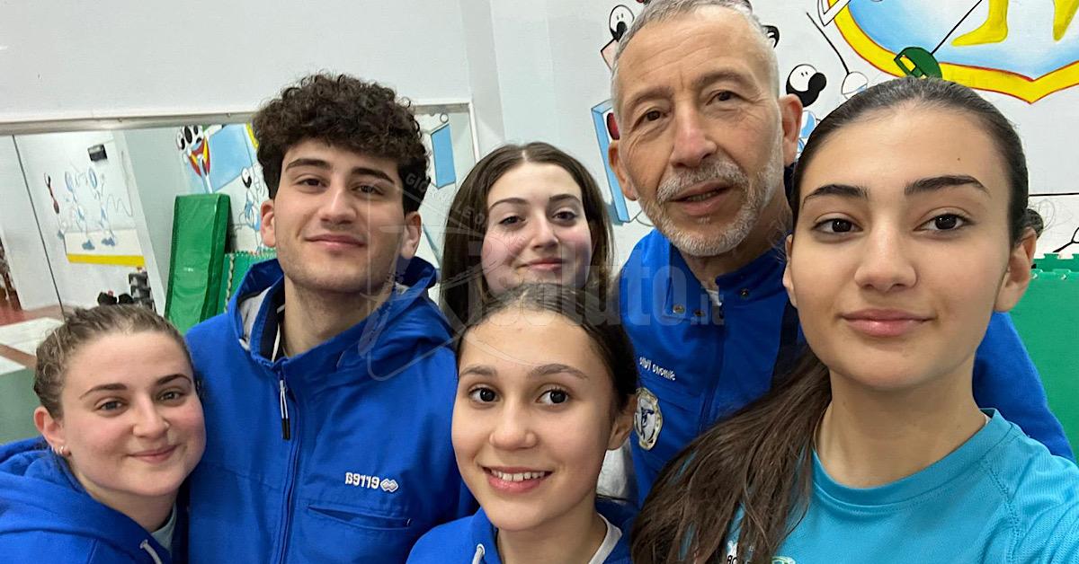 Scherma, gli atleti della Discobolo di Sciacca al Circuito europeo in Bulgaria 