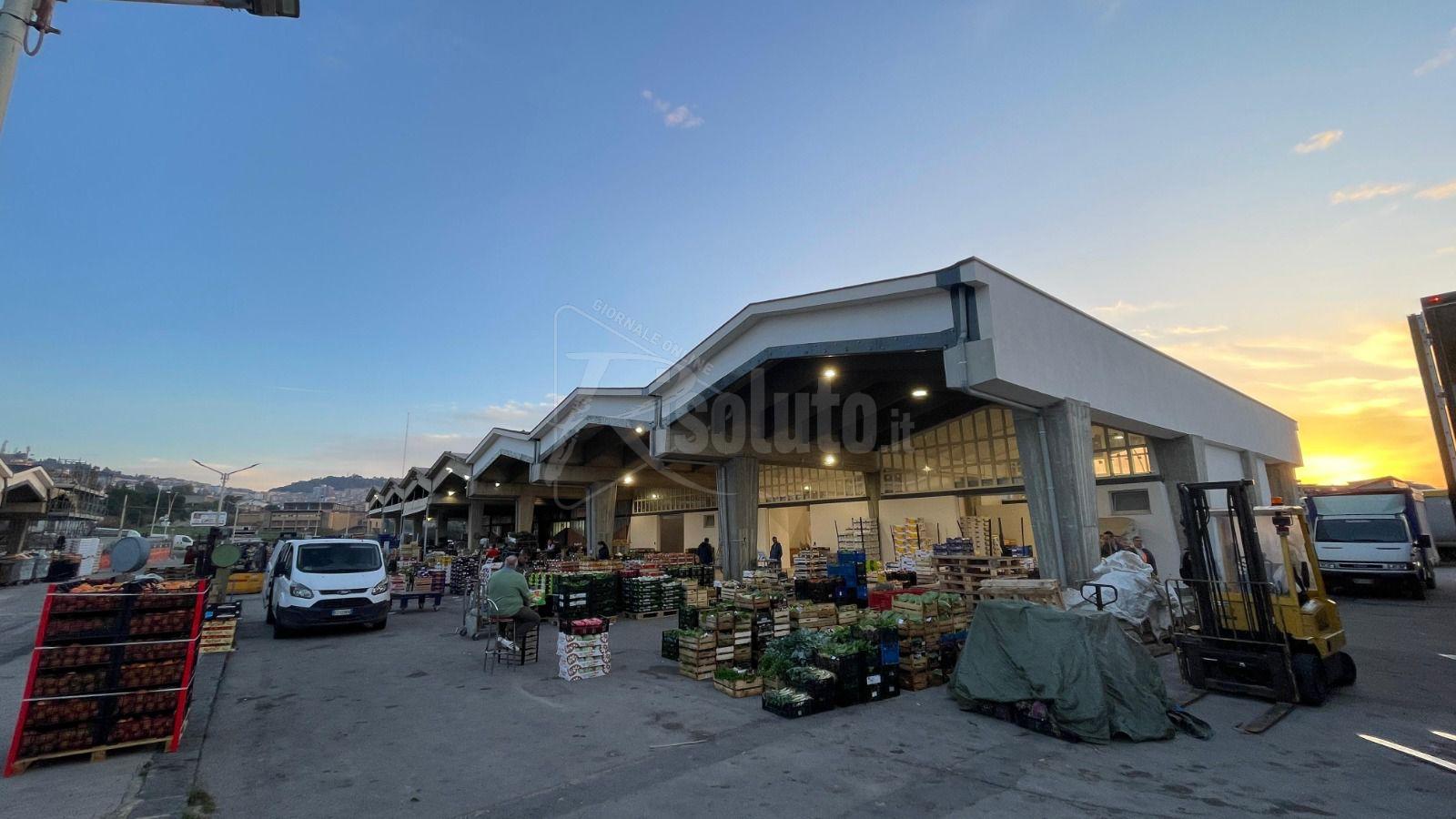 Mercato ortofrutticolo di Caltanissetta, sequestrate 3 tonnellate di merce