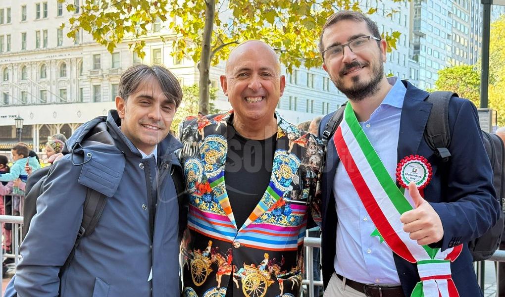 Termine con altri sindaci e Sasa’ sfilano al Columbus Day